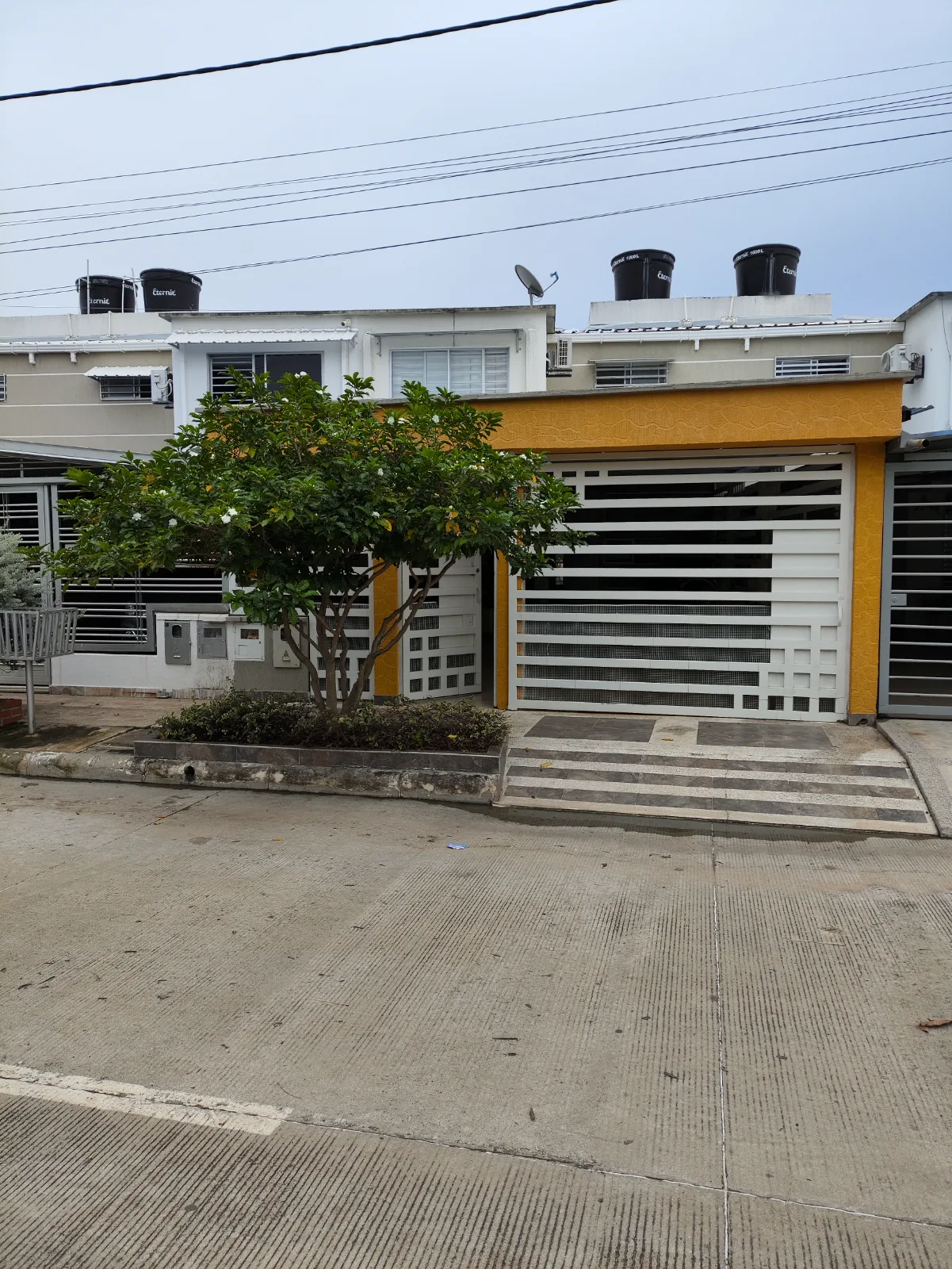 HERMOSA CASA EN NEIVA en Neiva, Urbanización Terrazas de Algarrobo